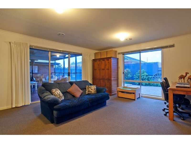 34 Tara Drive, Hastings VIC 3915