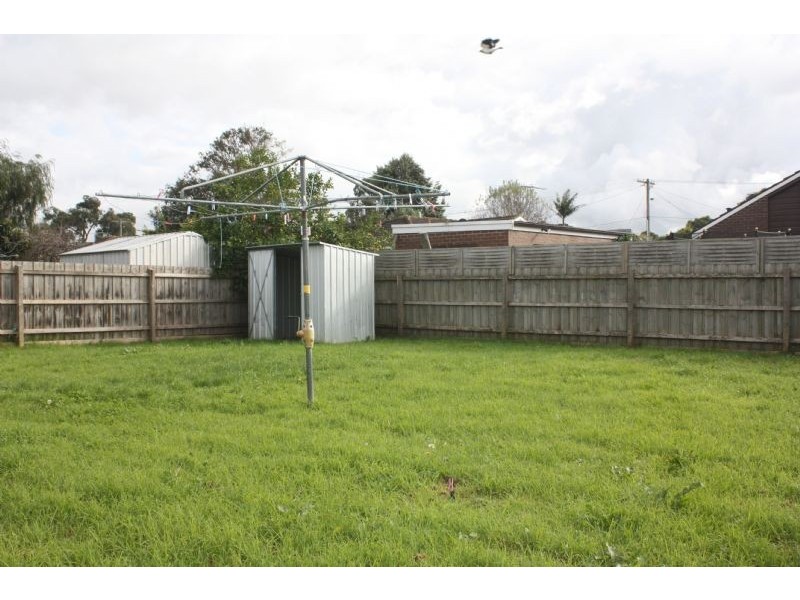 8 Otway Court, Hastings VIC 3915