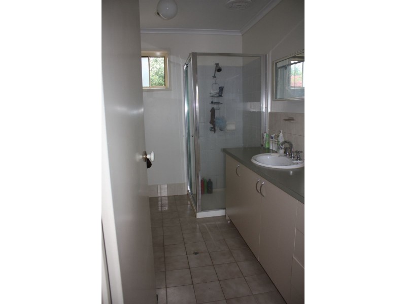 34 Michelle Drive, Hastings VIC 3915