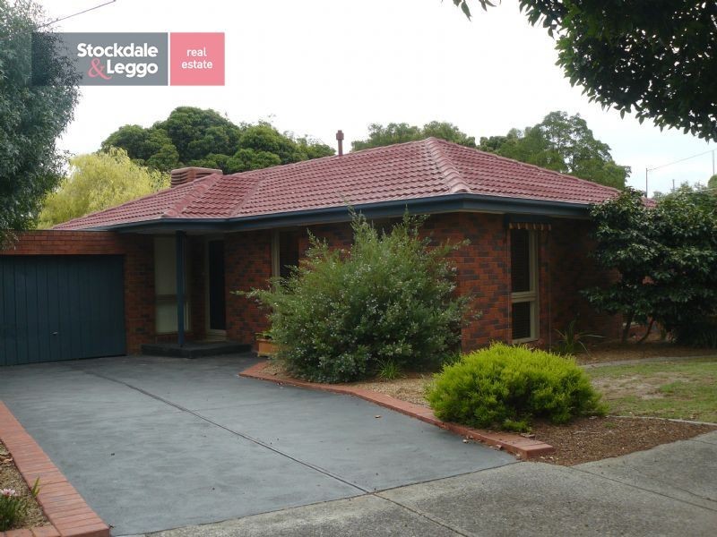 13 Olympic Ave, Frankston VIC 3199