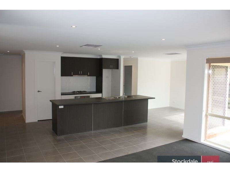 34A Michelle Drive, Hastings VIC 3915