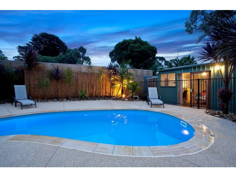 6 Woodrow Court, Bittern VIC 3918
