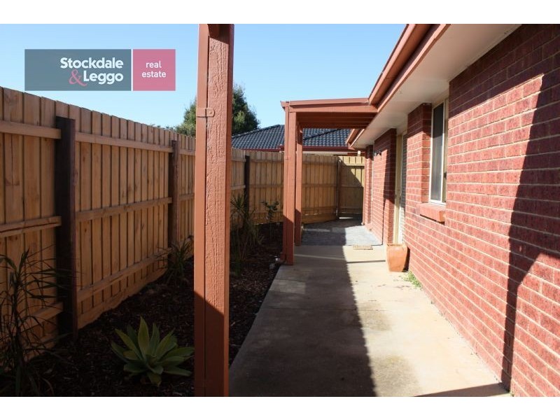 34 Michelle Drive, Hastings VIC 3915