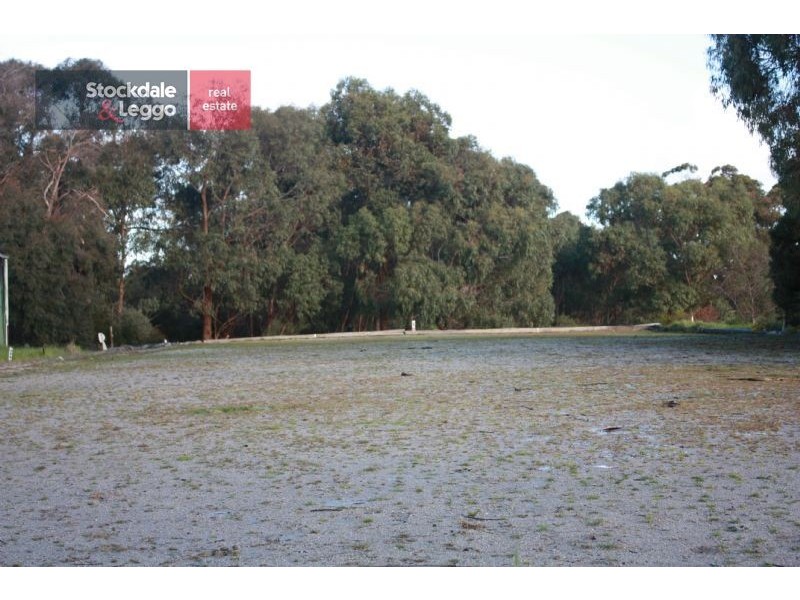 13 Bungower Road, Somerville VIC 3912