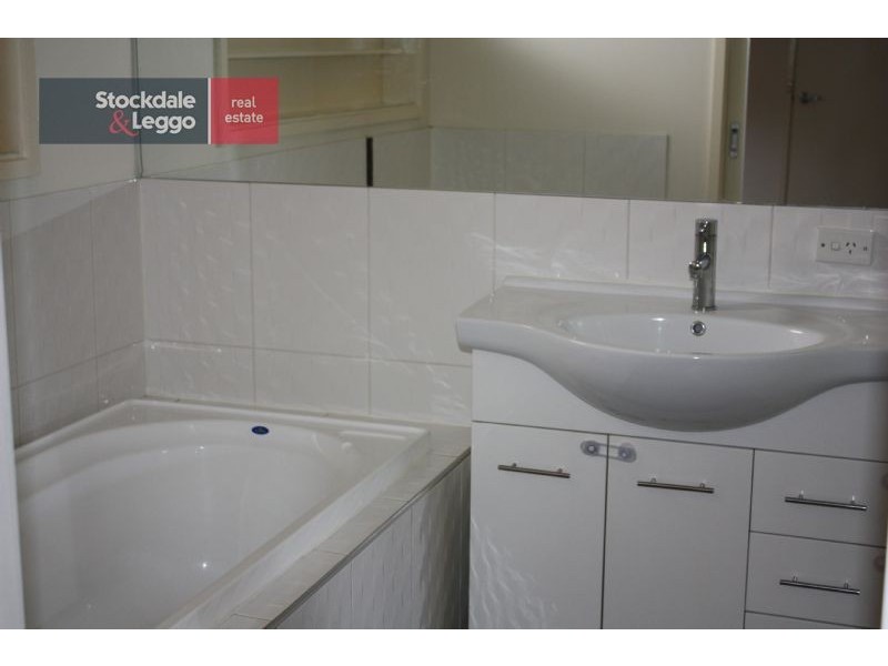 13 Olympic Ave, Frankston VIC 3199
