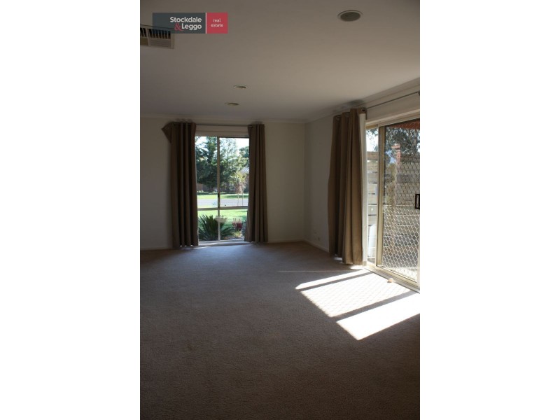 34 Michelle Drive, Hastings VIC 3915