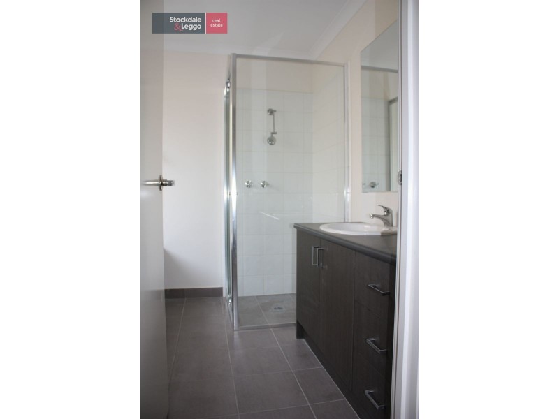 34 A Michelle Dve, Hastings VIC 3915