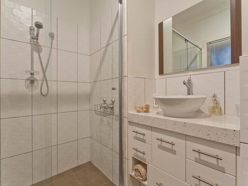 6 Flinders Street, Bittern VIC 3918