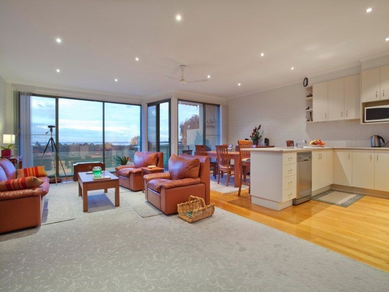 4/2 Skinner Street, Hastings VIC 3915