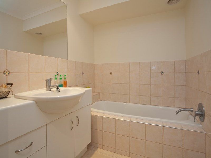 4/2 Skinner Street, Hastings VIC 3915