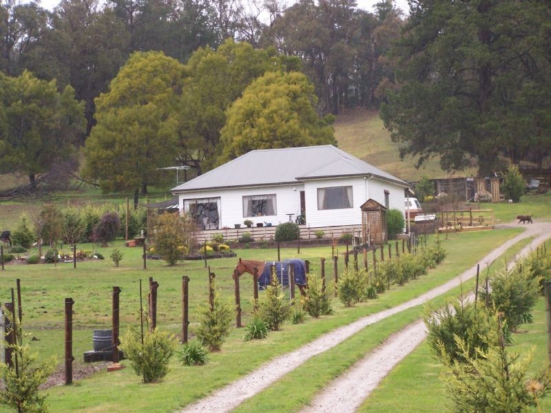 489 Mountain Glen Drive, Trafalgar VIC 3824