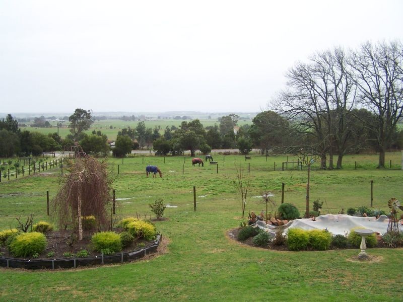 489 Mountain Glen Drive, Trafalgar VIC 3824