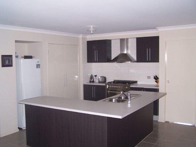 20 Vincent Boulevard, Trafalgar VIC 3824