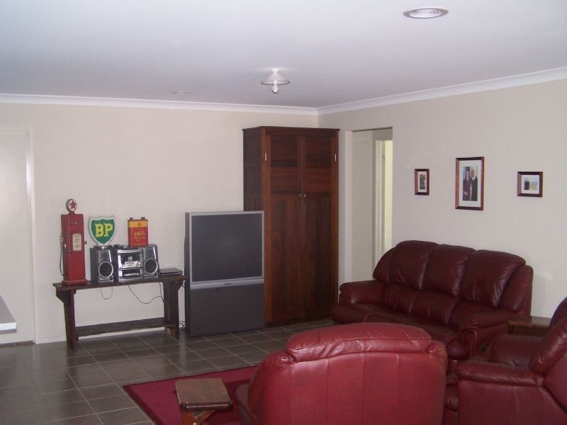 20 Vincent Boulevard, Trafalgar VIC 3824