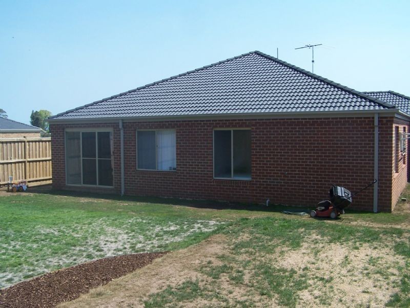 20 Vincent Boulevard, Trafalgar VIC 3824