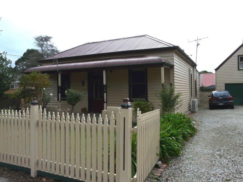 56 School Road, Trafalgar VIC 3824