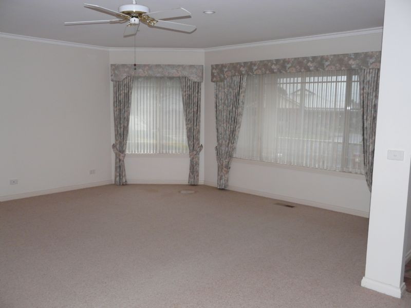 12 Page Court, Trafalgar VIC 3824