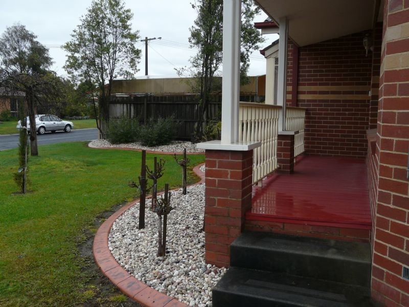 12 Page Court, Trafalgar VIC 3824