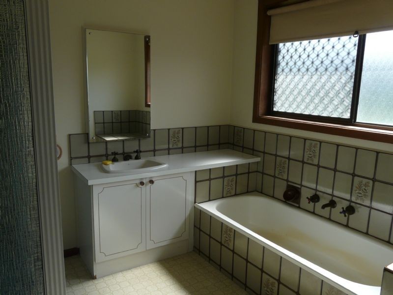 28 Seven Mile Road, Trafalgar VIC 3824