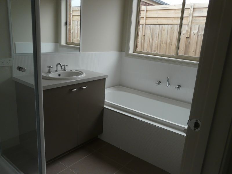 111 School Road, Trafalgar VIC 3824