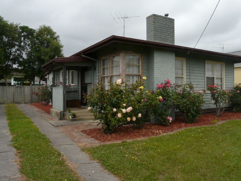13 Kitchener Street, Trafalgar VIC 3824