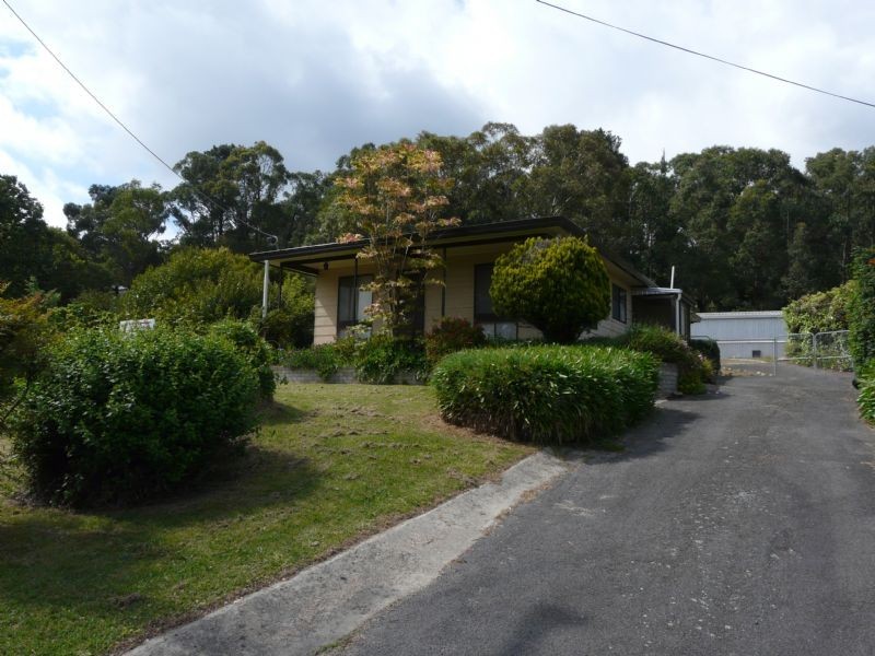 13-15 Hazelwood Street, Trafalgar East VIC 3824