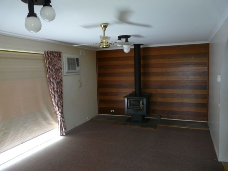 13-15 Hazelwood Street, Trafalgar East VIC 3824