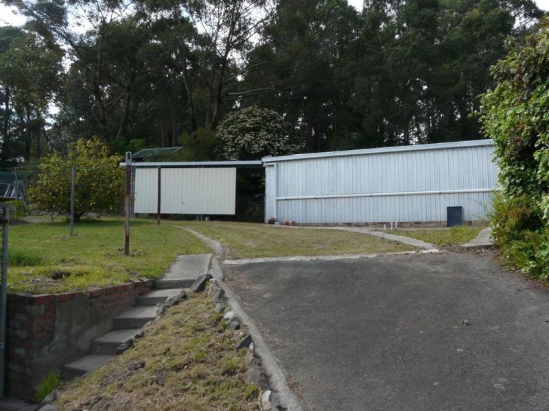 13-15 Hazelwood Street, Trafalgar East VIC 3824