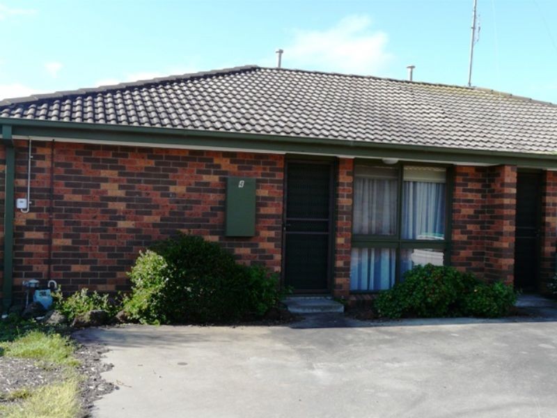 4/3 Hyland Street, Moe VIC 3825