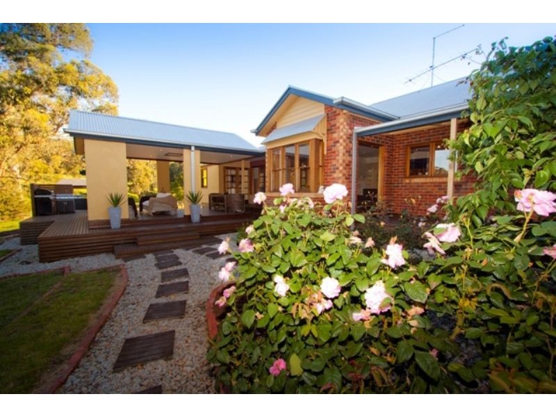 135 Melaleuca Drive, Trafalgar East VIC 3824