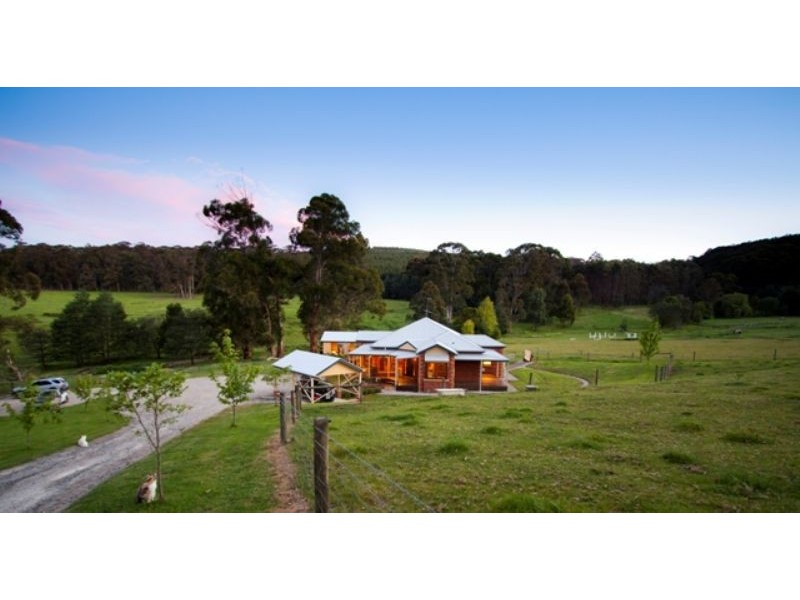 135 Melaleuca Drive, Trafalgar East VIC 3824