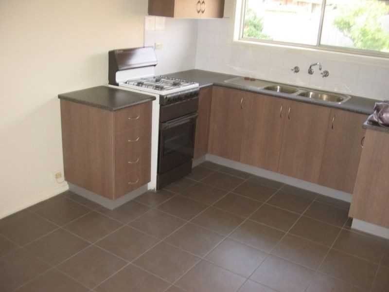 33-35 Bradshaw Street, Frankston VIC 3199