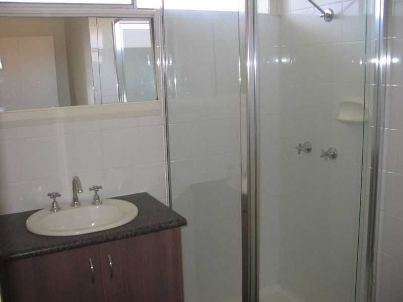 33-35 Bradshaw Street, Frankston VIC 3199