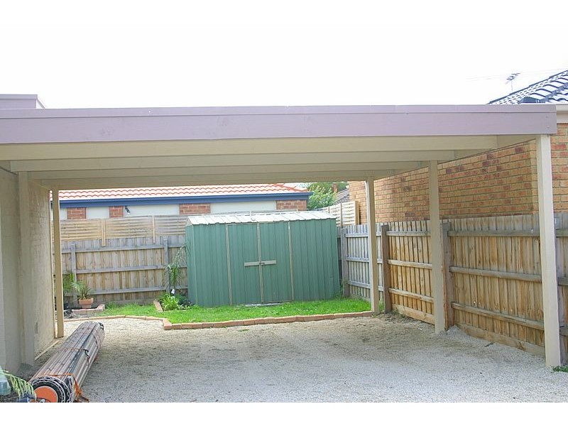 2 Barry Street, Seaford VIC 3198