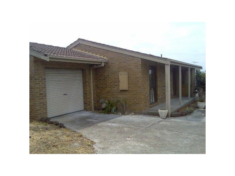 2/5 St.Johns Avenue, Frankston VIC 3199