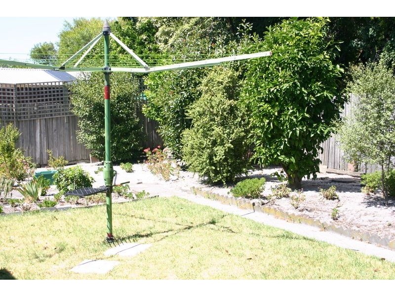 4 Valley Road, Frankston VIC 3199