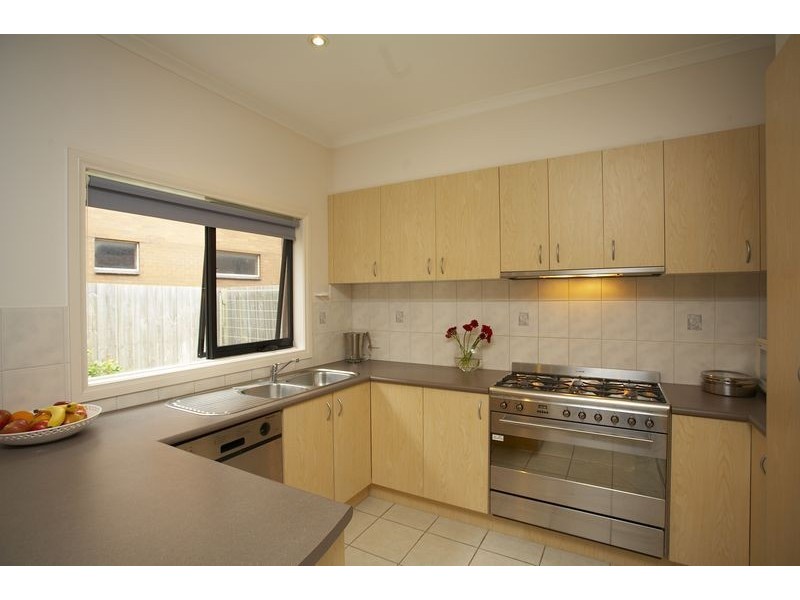 3/284-285 Nepean Highway, Seaford VIC 3198
