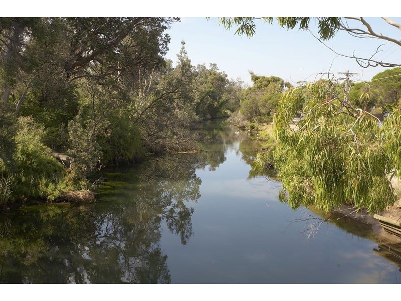28 Bardia Avenue, Seaford VIC 3198