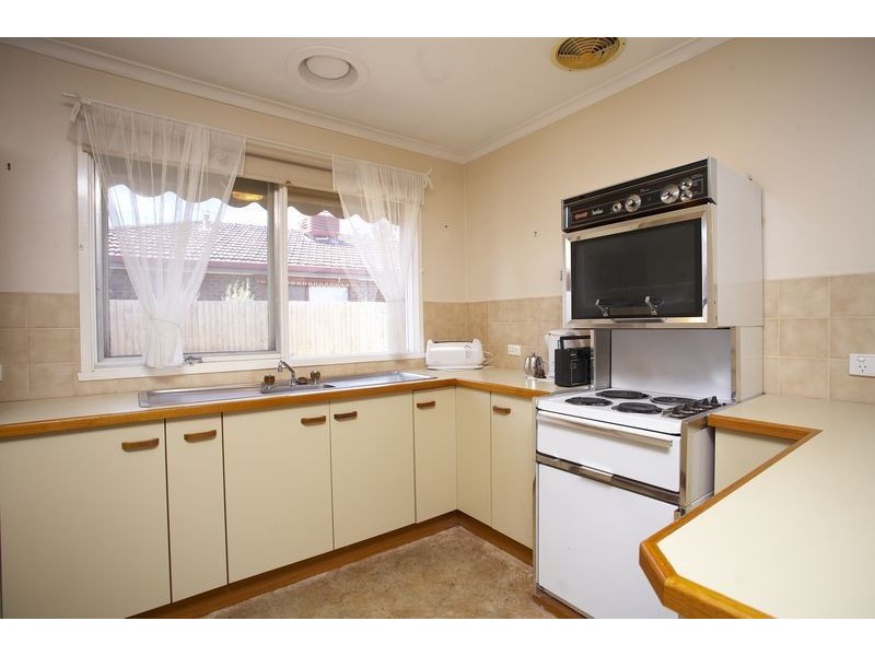 62 Leonard Street, Frankston VIC 3199