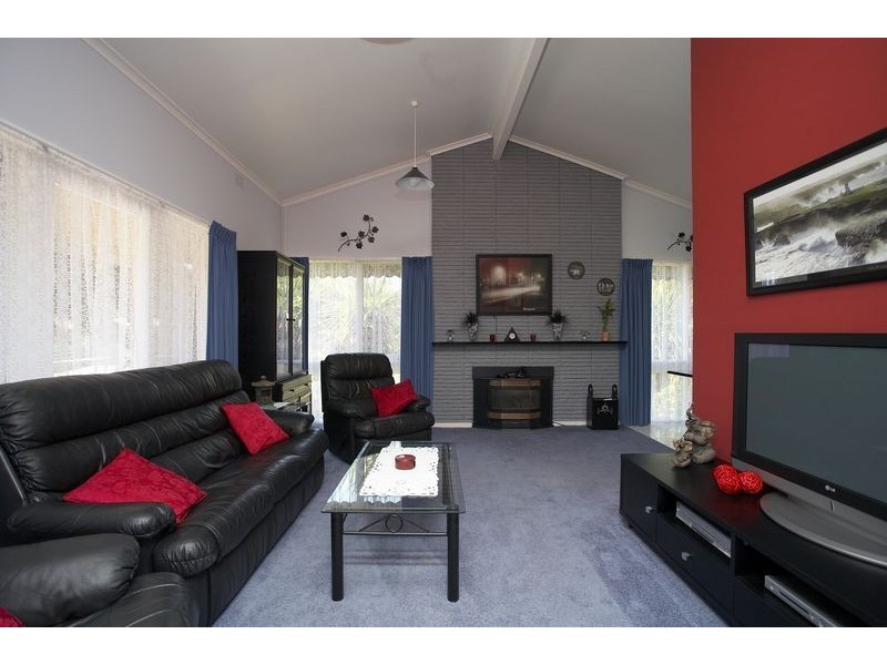 30 Barclay Avenue, Frankston VIC 3199