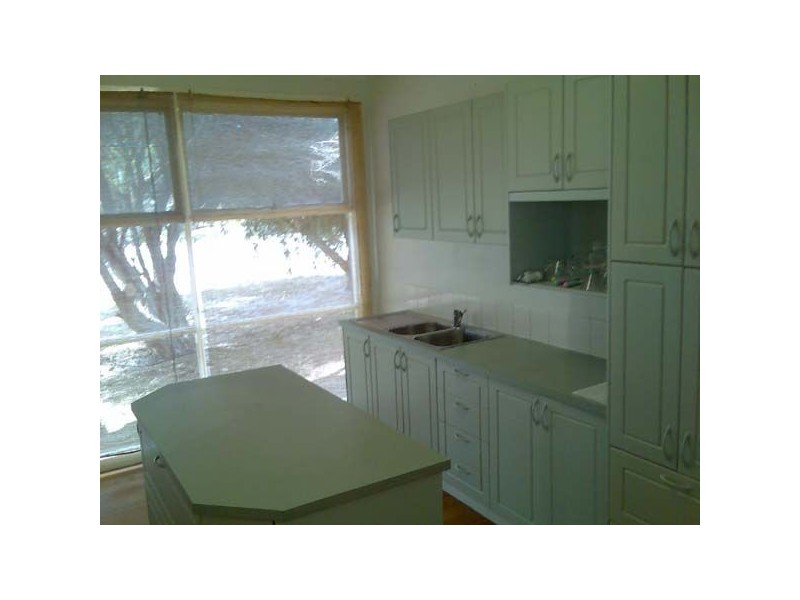 23 Gairloch Drive, Frankston VIC 3199