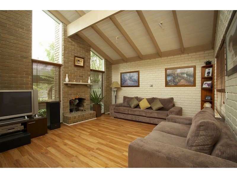 10 Dianella Court, Frankston VIC 3199