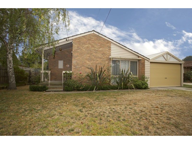 19 Escabon Grove, Frankston VIC 3199