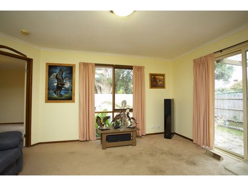 19 Escabon Grove, Frankston VIC 3199