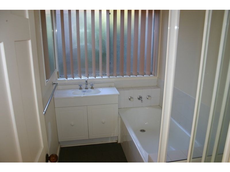 21 Inglenook Crescent, Frankston VIC 3199