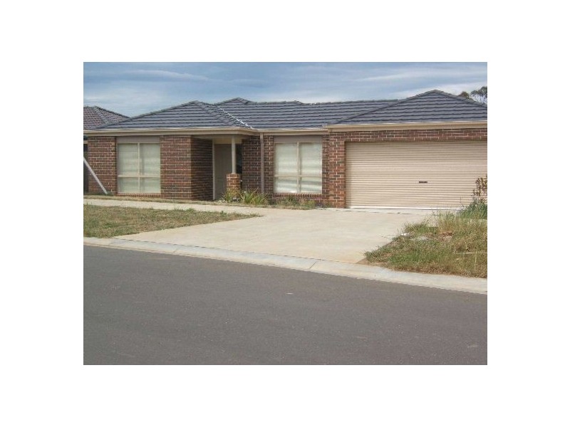 22 Bushlark Drive, Carrum Downs VIC 3201