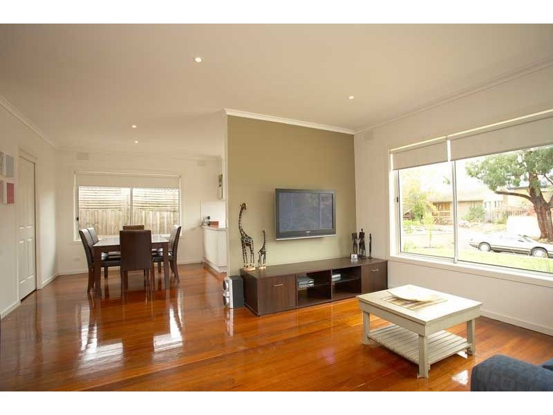 100 Grimwade Crescent, Frankston VIC 3199