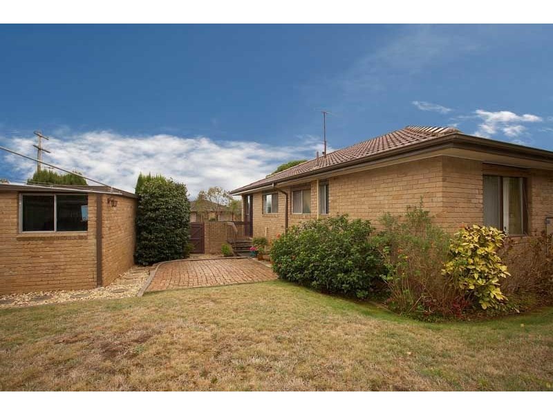 30 Wolsley Ave, Frankston VIC 3199