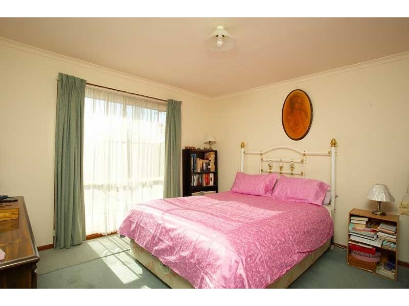 44 Fingal Drive, Frankston VIC 3199