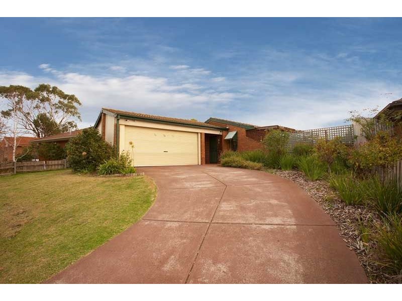 5 Ballymore Court, Frankston VIC 3199